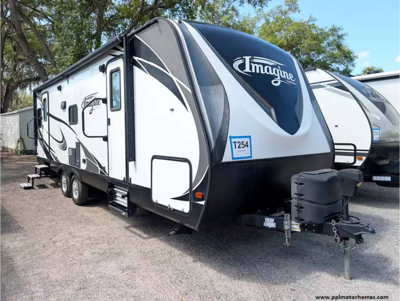 A photo of this 2018 Grand Design Imagine 2500RL