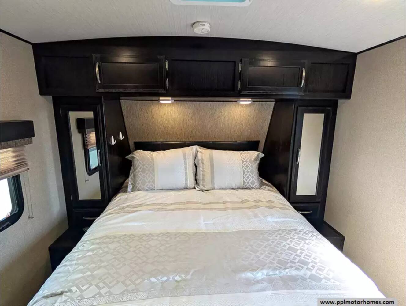 A photo of this 2018 Grand Design Imagine 2500RL