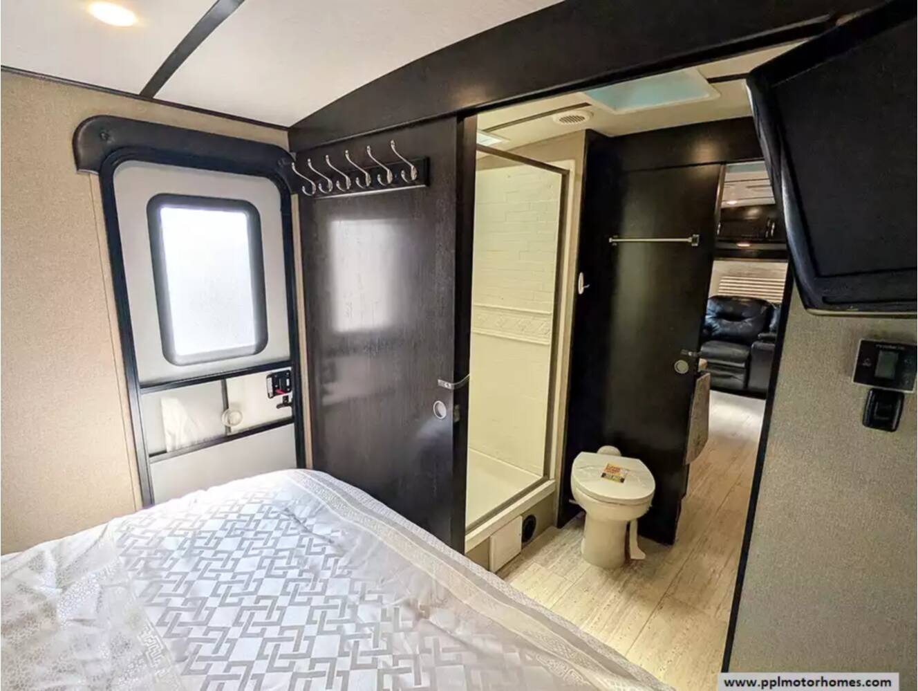 A photo of this 2018 Grand Design Imagine 2500RL