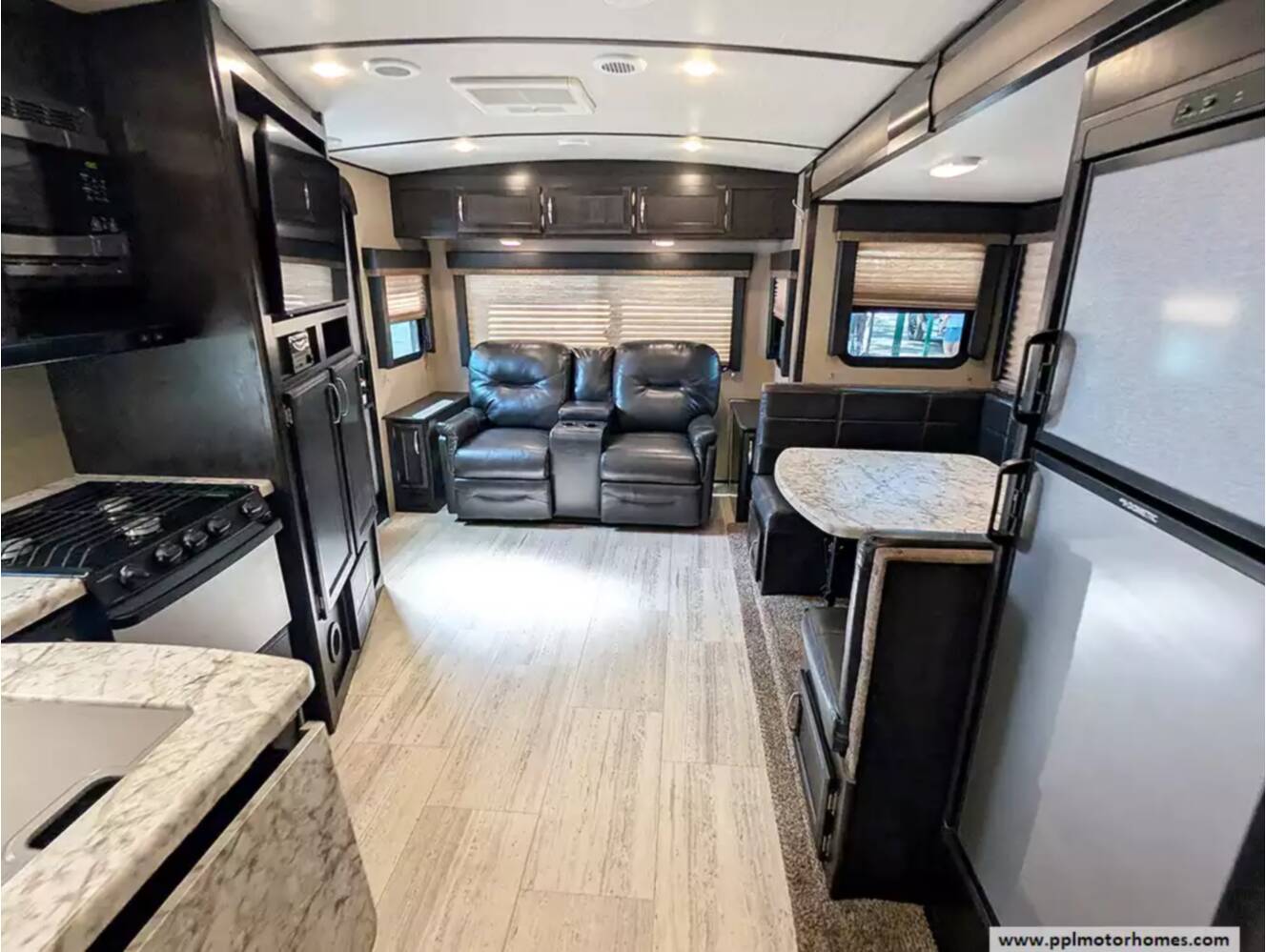 A photo of this 2018 Grand Design Imagine 2500RL