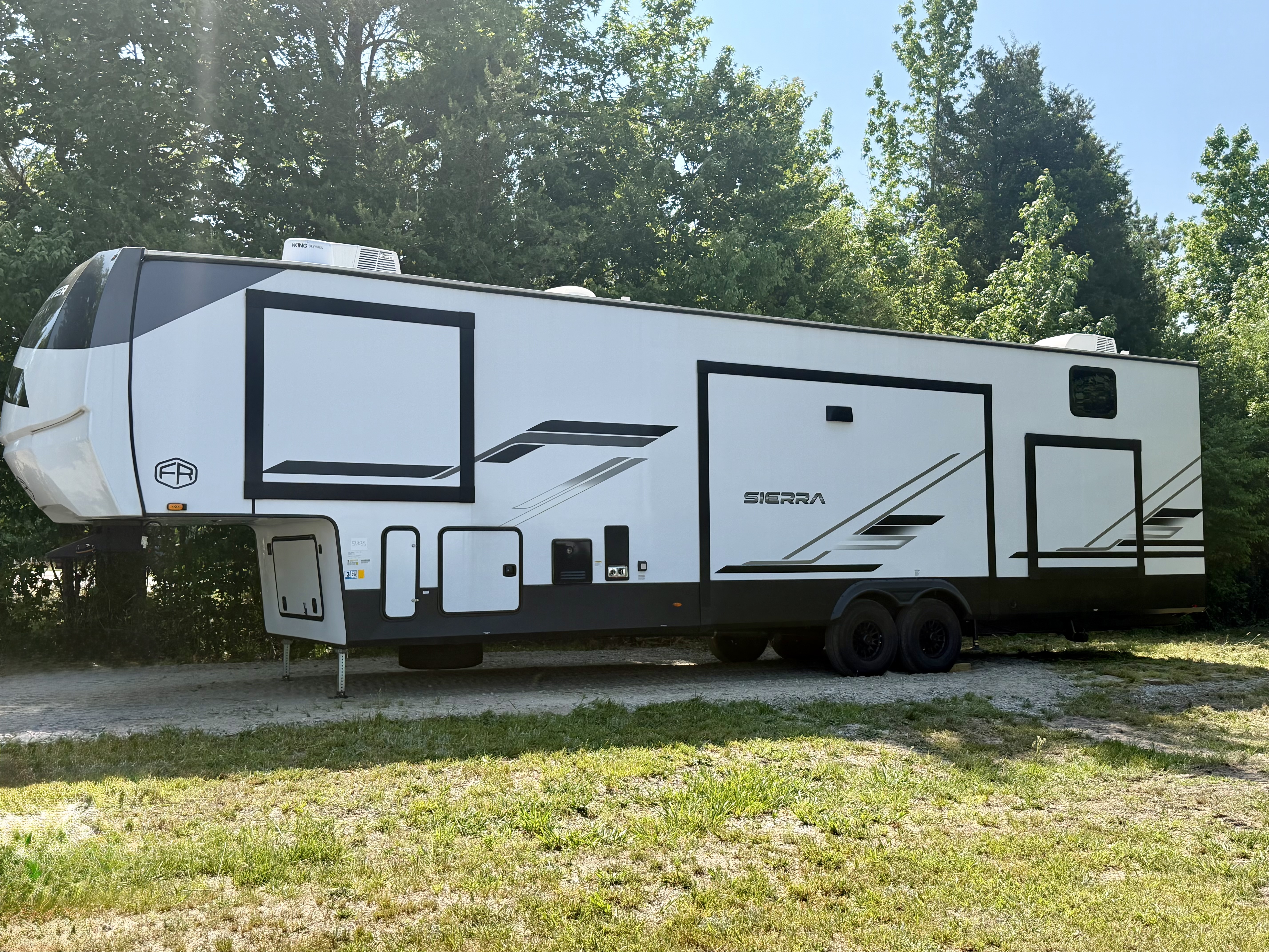 2025 Forest River SIERRA 4002FB RV