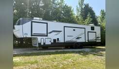 2025 Forest River SIERRA 4002FB RV