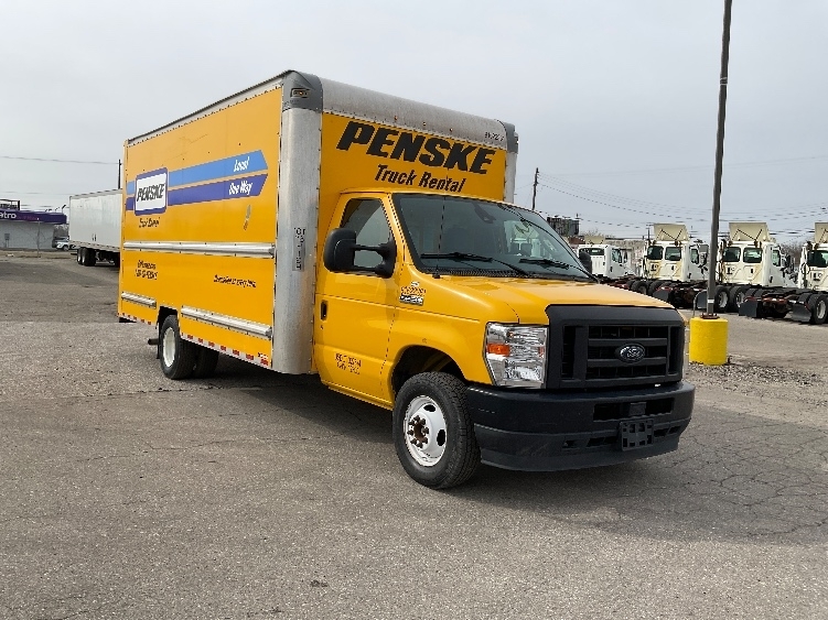 2022 FORD ECONOLINE in Flint, MI