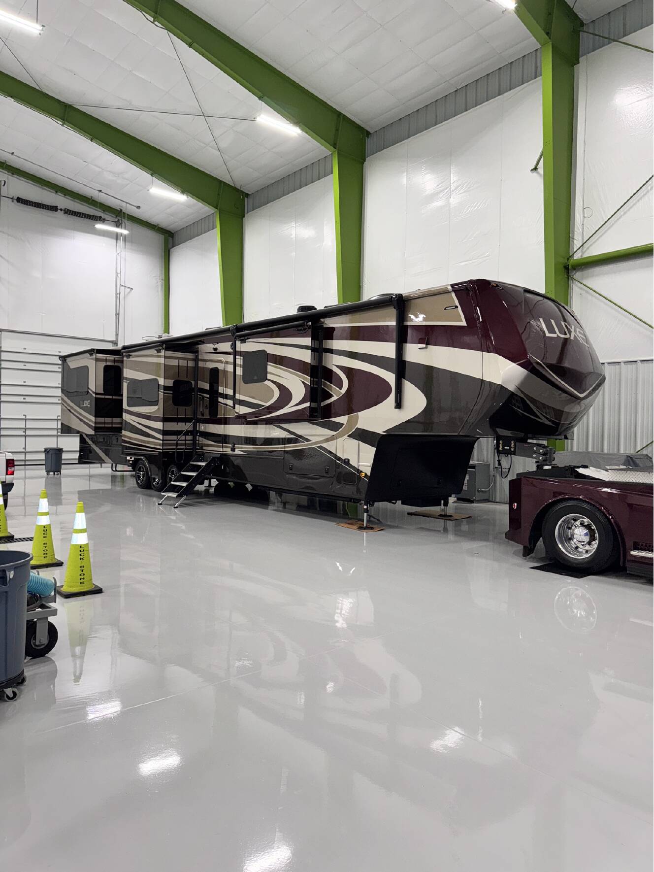 A photo of this 2024 Luxe OTHER