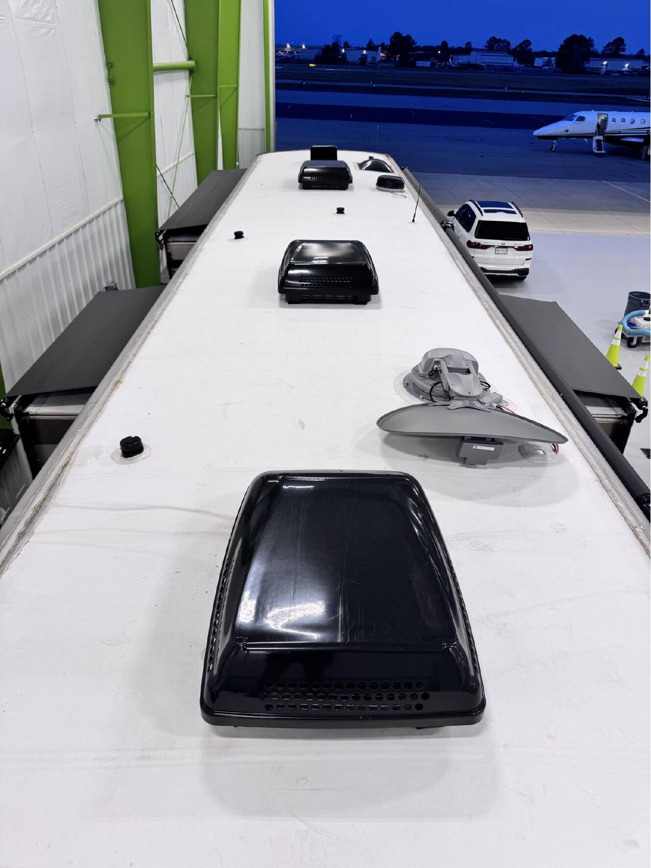 A photo of this 2024 Luxe OTHER