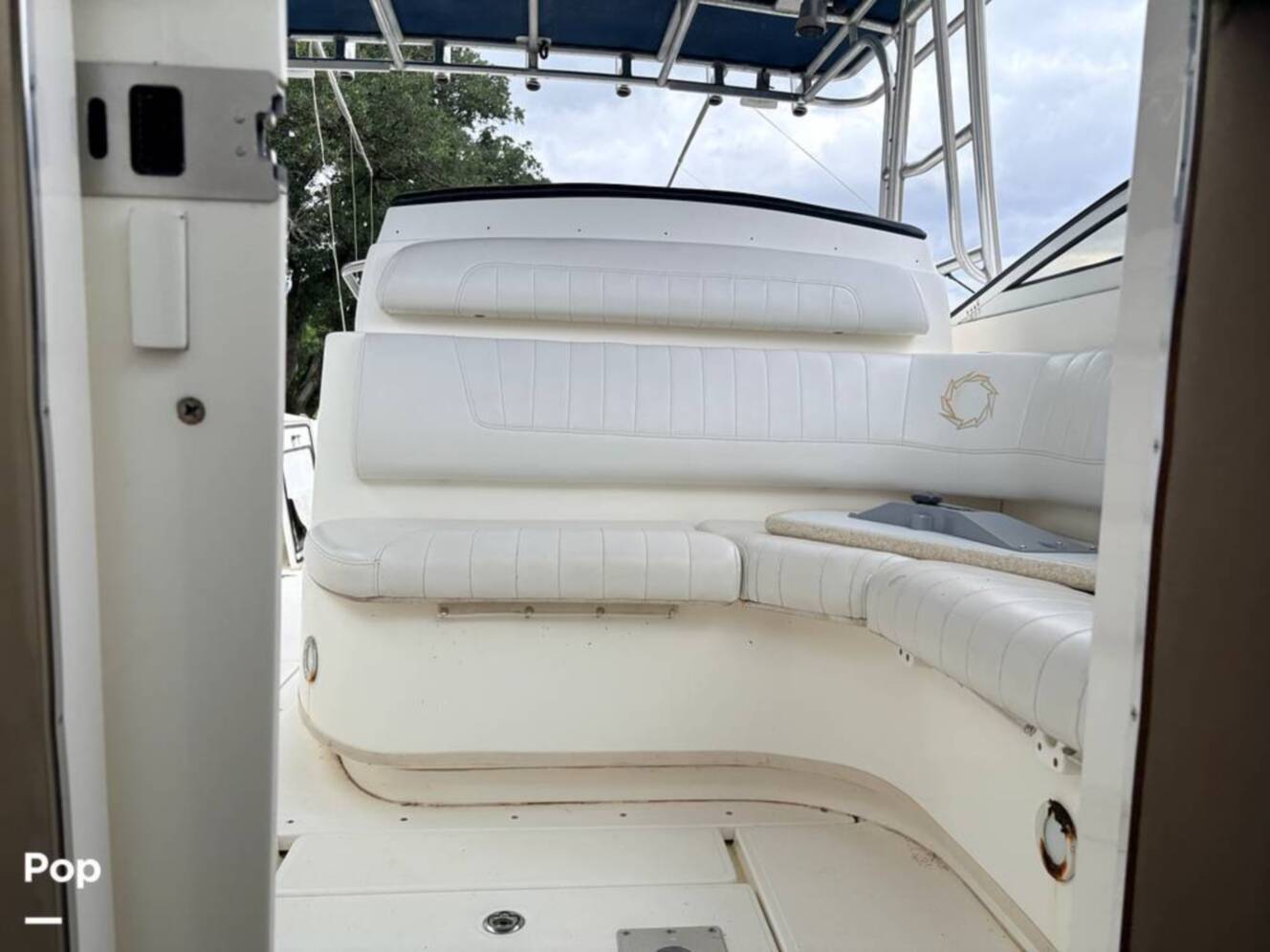 A photo of this 2009 Fountain LX 38
