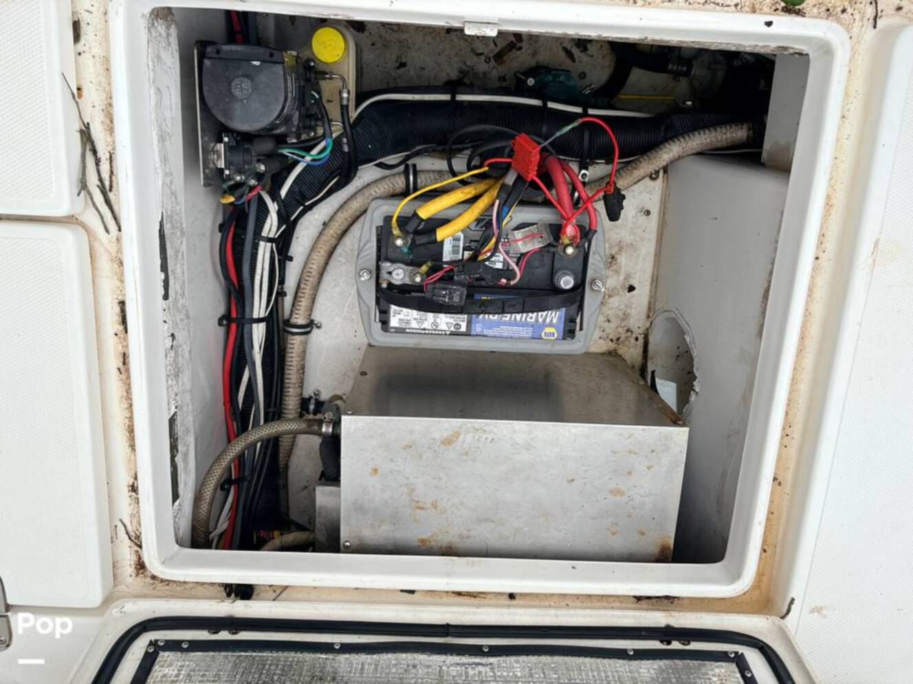 A photo of this 2009 Fountain LX 38