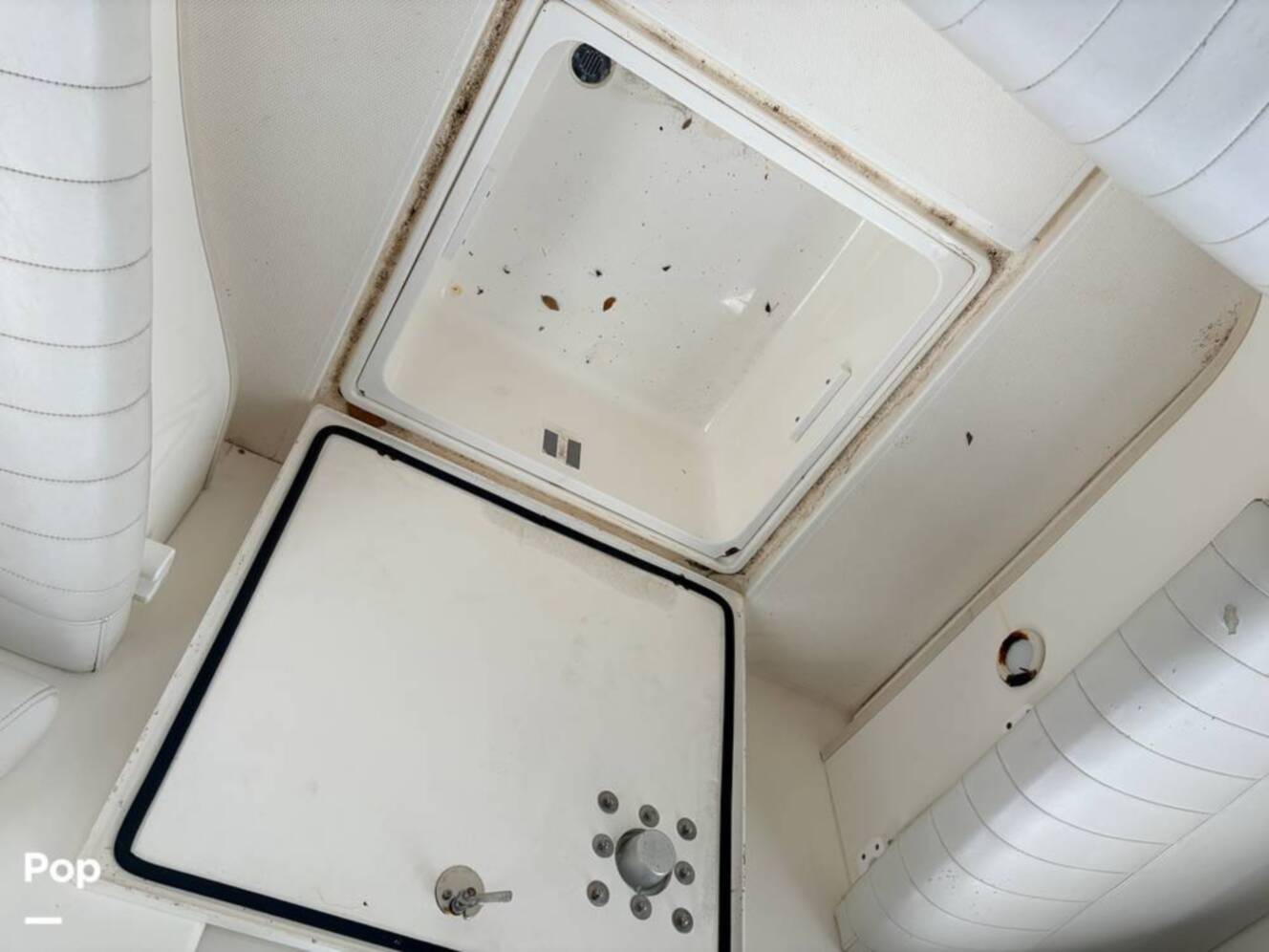 A photo of this 2009 Fountain LX 38
