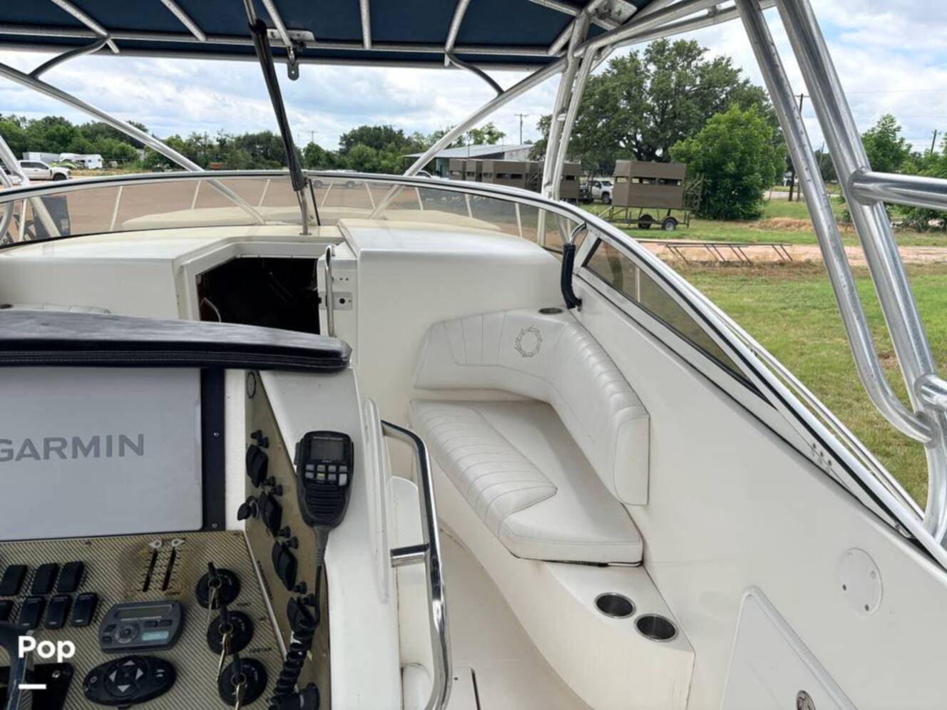 A photo of this 2009 Fountain LX 38