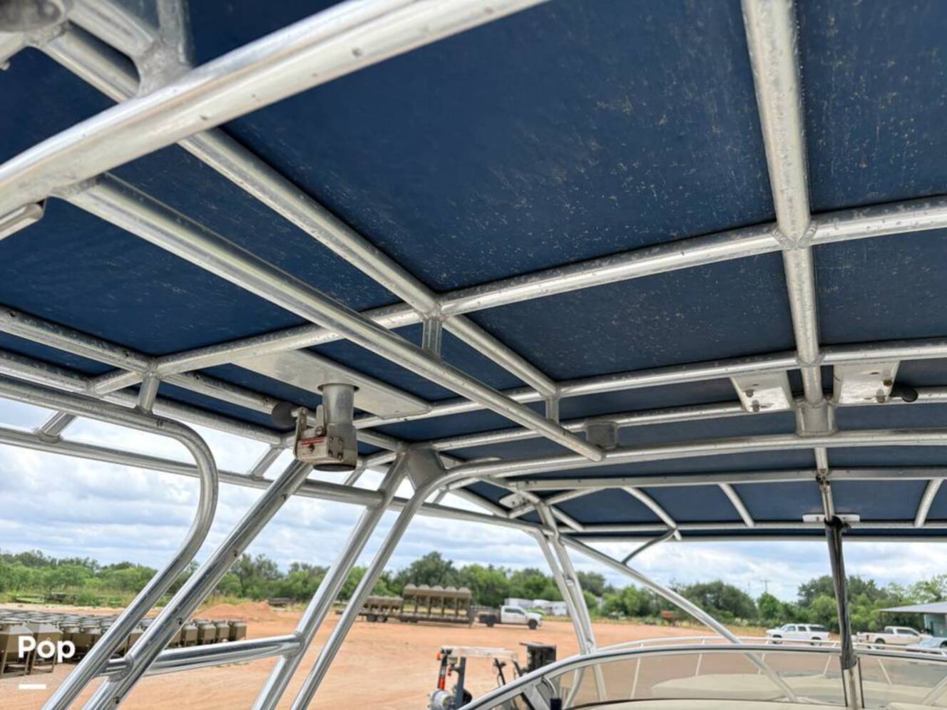 A photo of this 2009 Fountain LX 38
