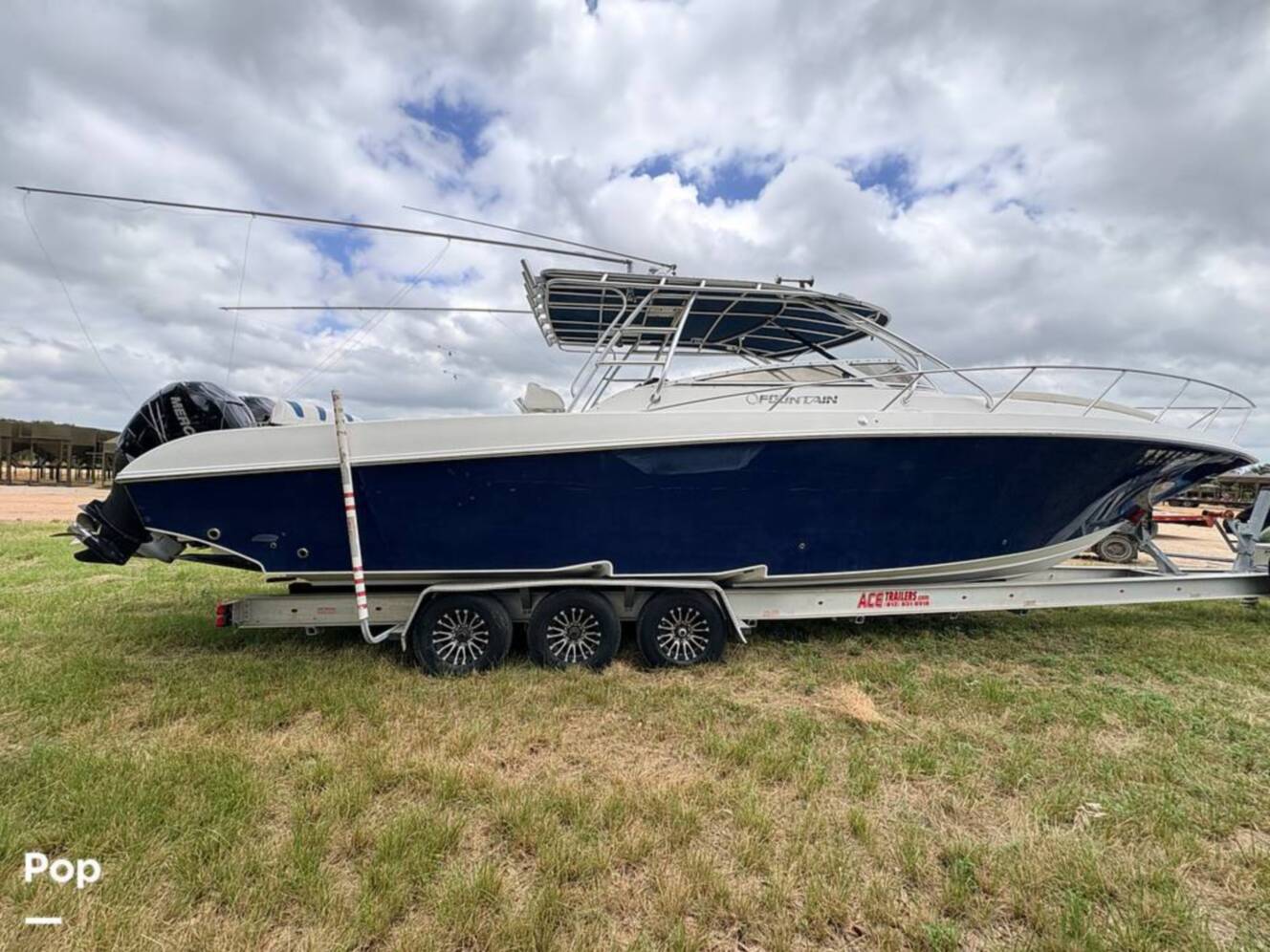 A photo of this 2009 Fountain LX 38