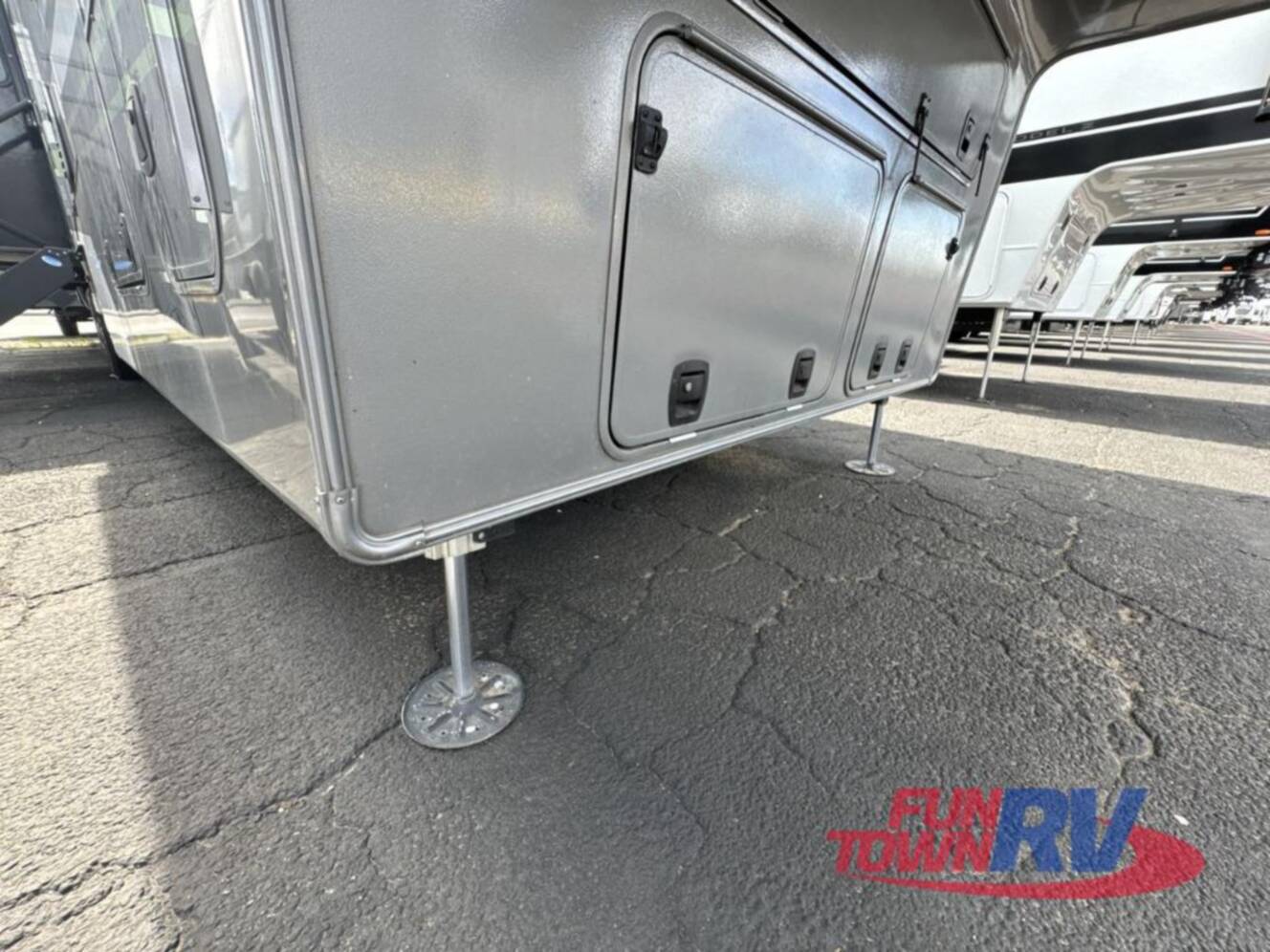 A photo of this 2025 Redwood Rv Redwood 415RD