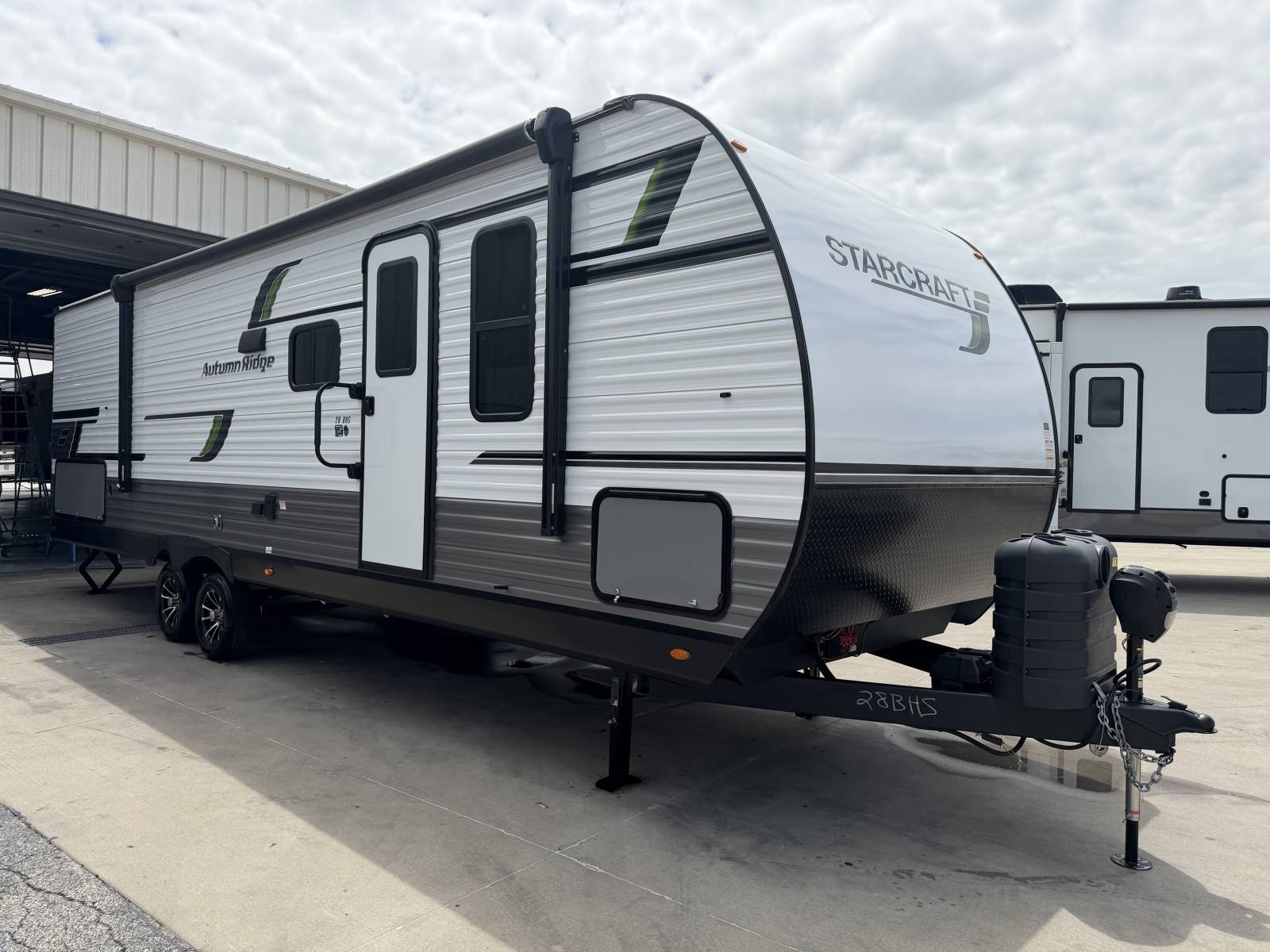 2025 Starcraft AUTUMN RIDGE 28BHS in grain valley MO
