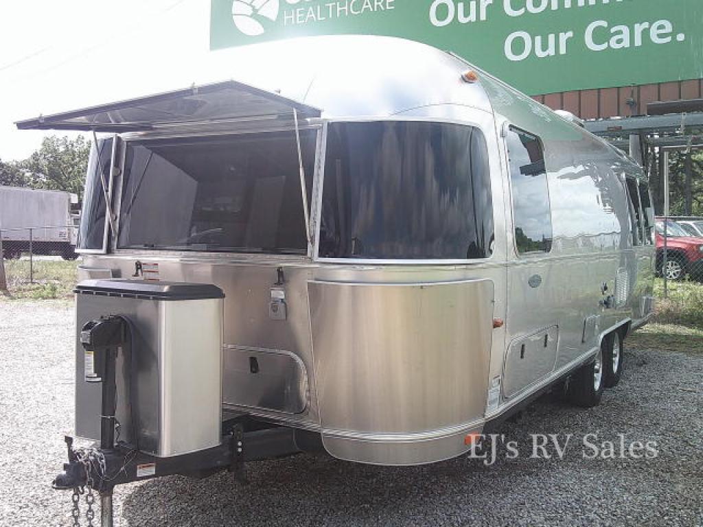 2015 Airstream Flying Cloud 27FB Twin in west plains MO
