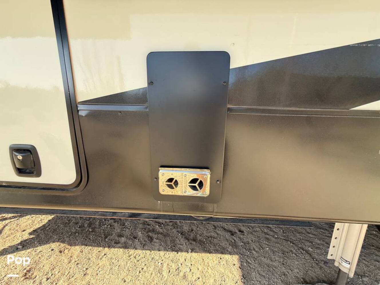 A photo of this 2022 Heartland Big Country 3560SS