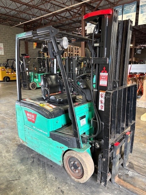 2013 MITSUBISHI FB18PNT in Norfolk, VA