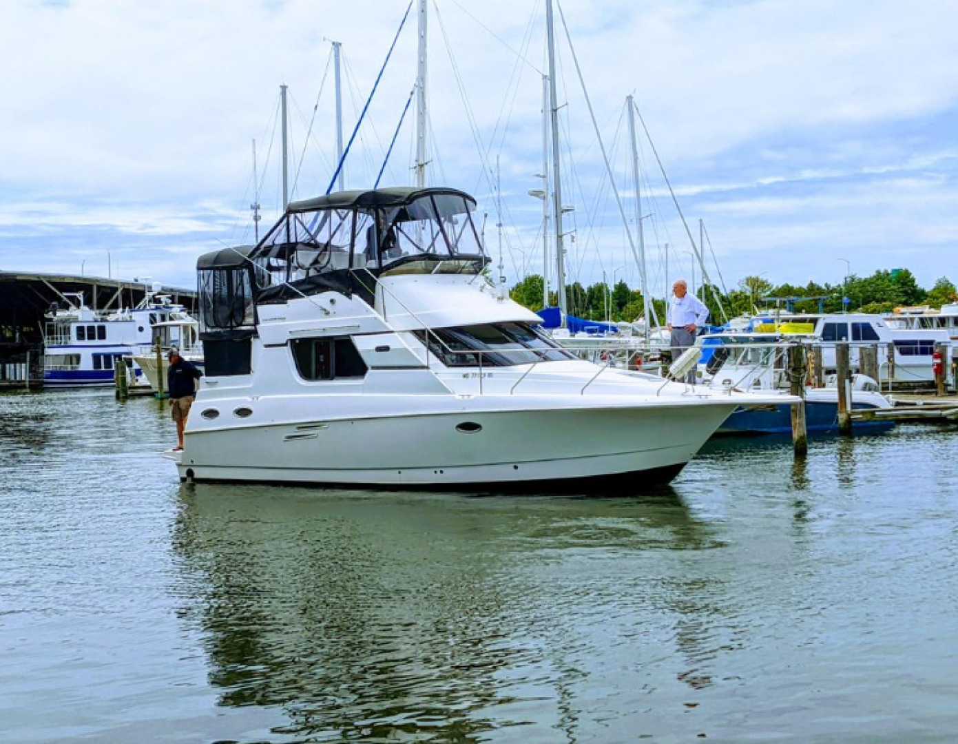 1998 Silverton 322 MY in annapolis MD