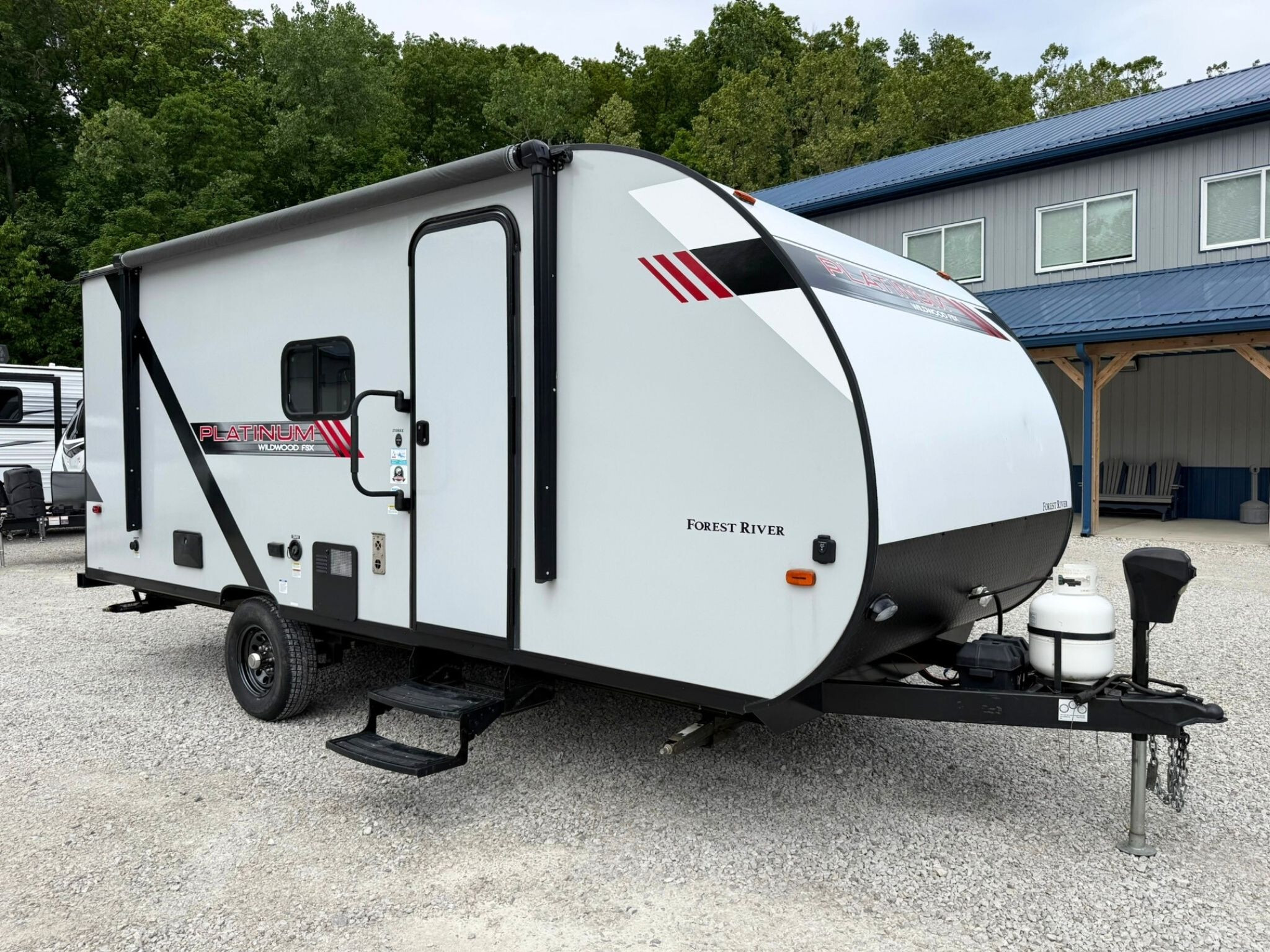 2021 Forest River Wildwood Platinum FSX 170SSX in rockville IN