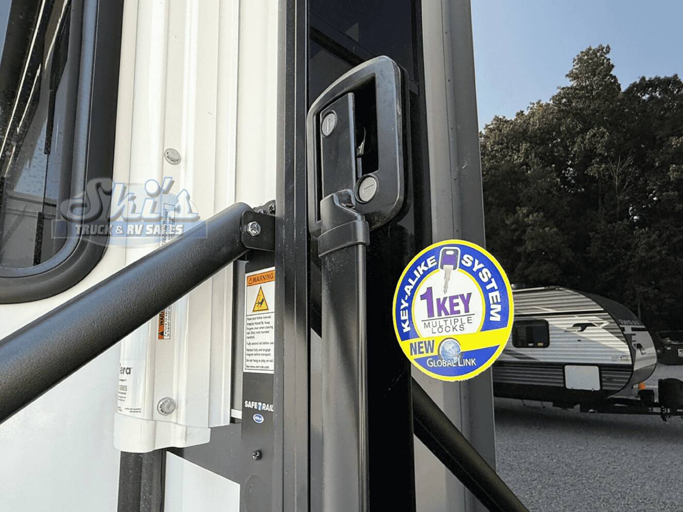 A photo of this 2026 Kz Rv Durango Gold G393MKF