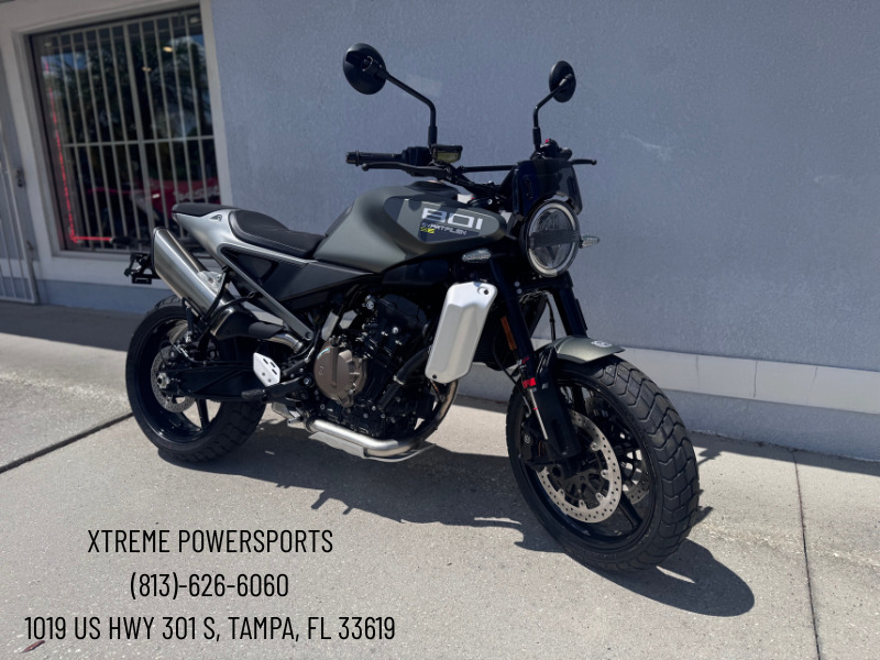 2027 Husqvarna Svartpilen 801 SE 801 SE in Tampa, FL
