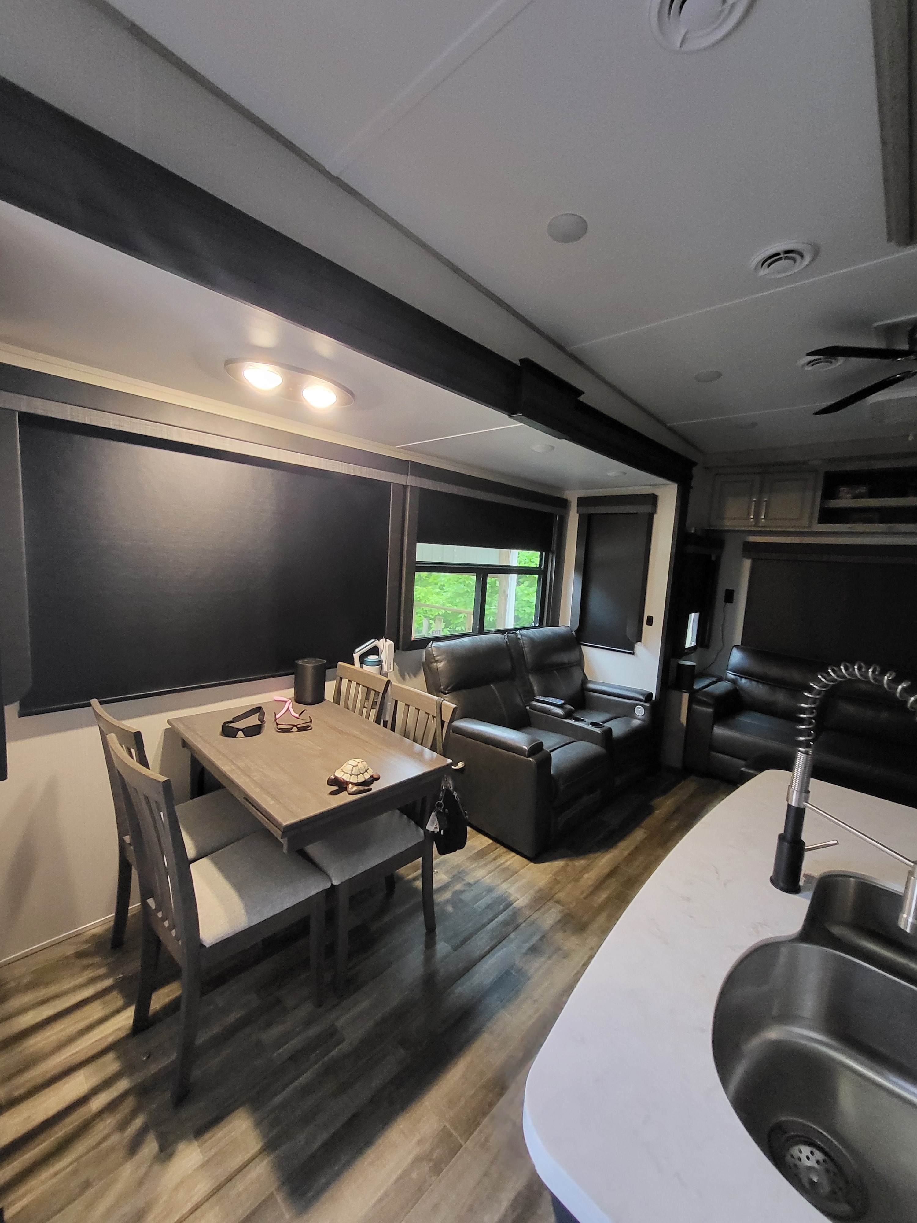 2022 Keystone AVALANCHE 312RS RV