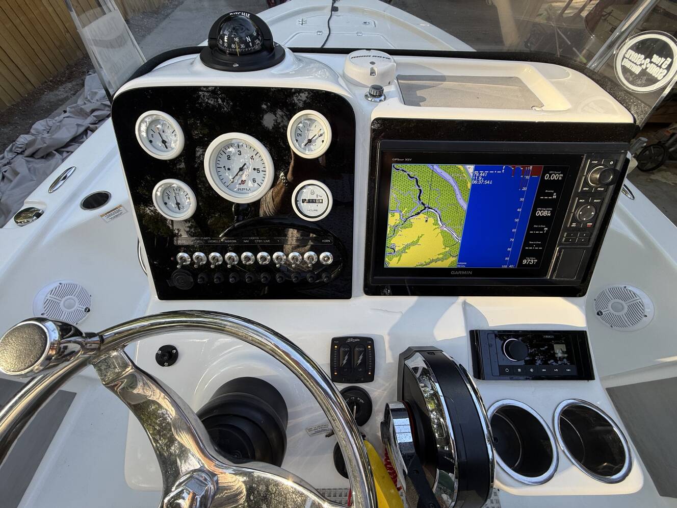 A photo of this 2019 Sea Pro 208 Dlx Bay Series