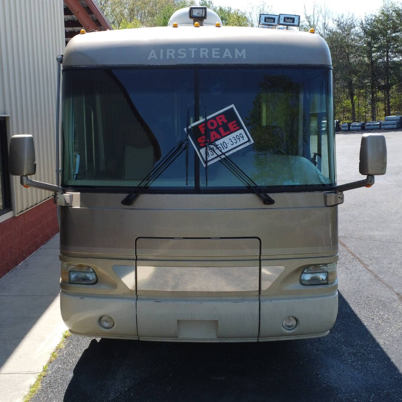 A photo of this 2006 Airstream LAND YACHT A39
