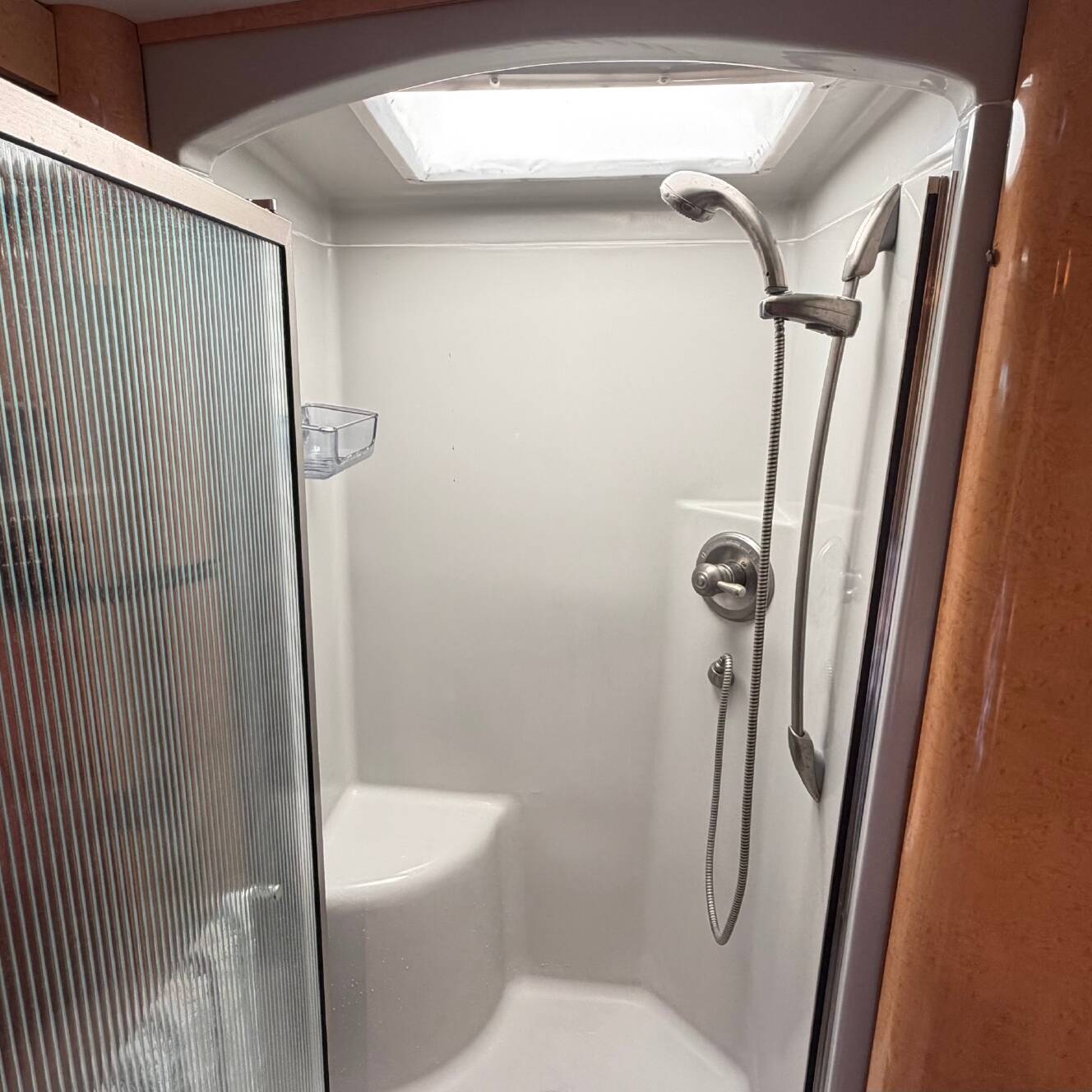 A photo of this 2006 Airstream LAND YACHT A39