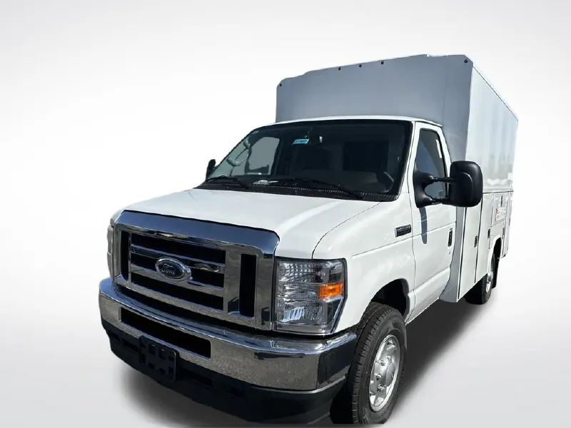 2025 FORD ECONOLINE