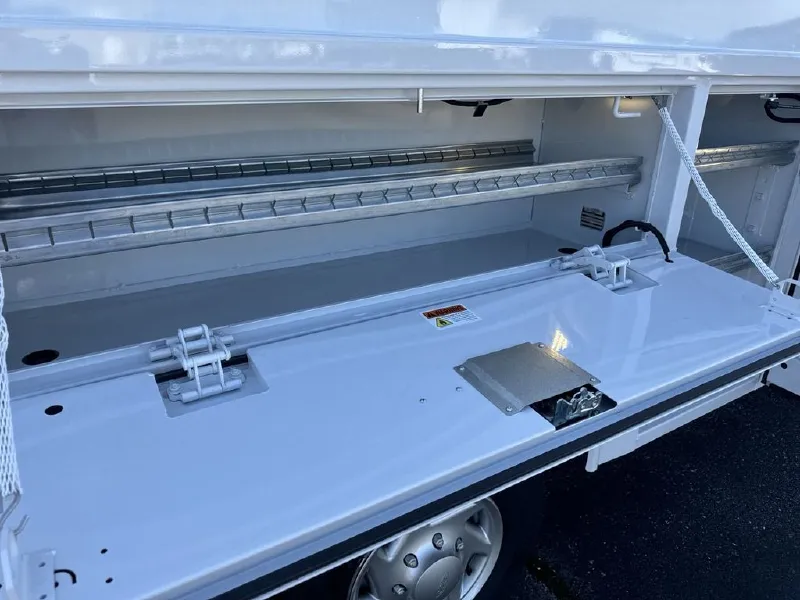 2025 FORD ECONOLINE