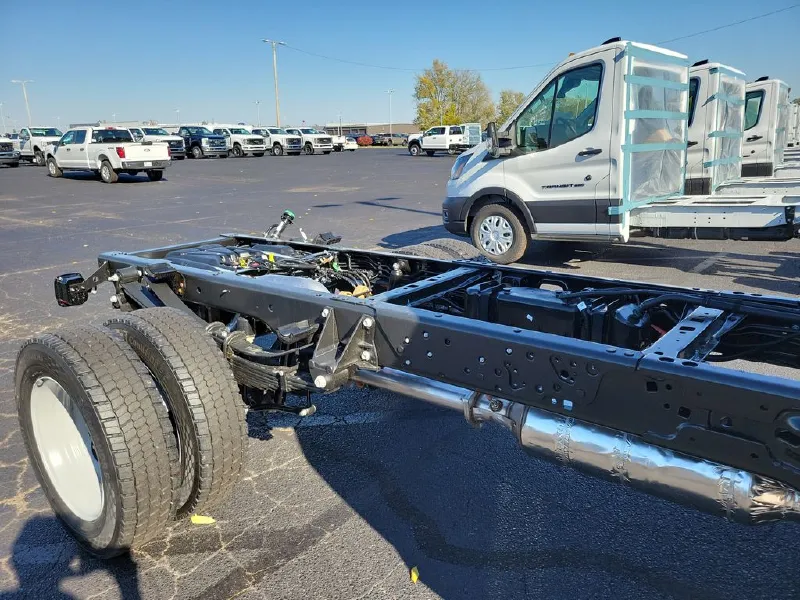 2026 FORD F550