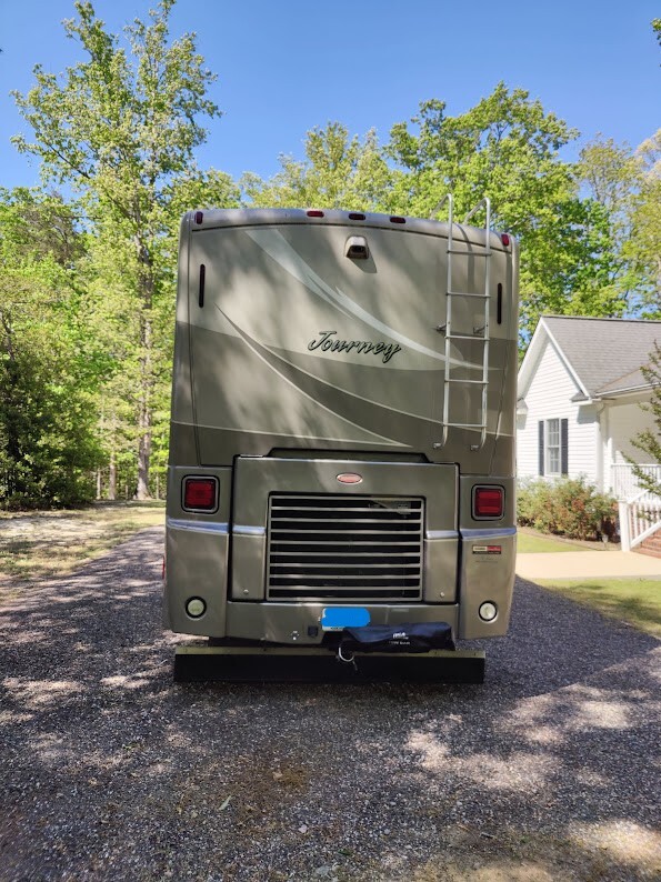 2008 Winnebago JOURNEY 37H in aylett VA