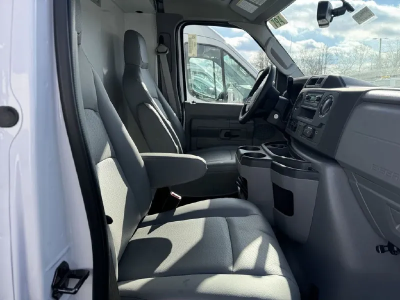2025 FORD ECONOLINE