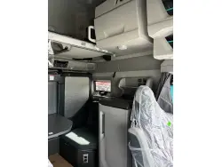2027 VOLVO VNL64T860
