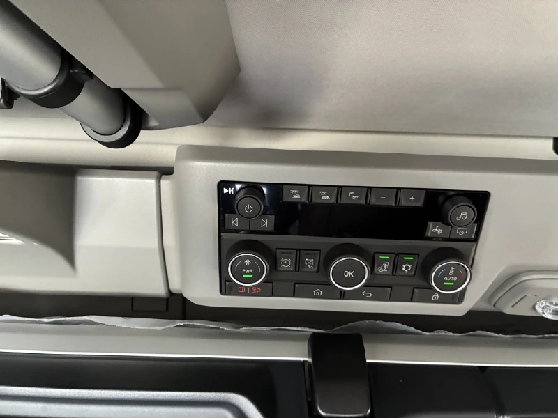 2027 VOLVO VNL64T860