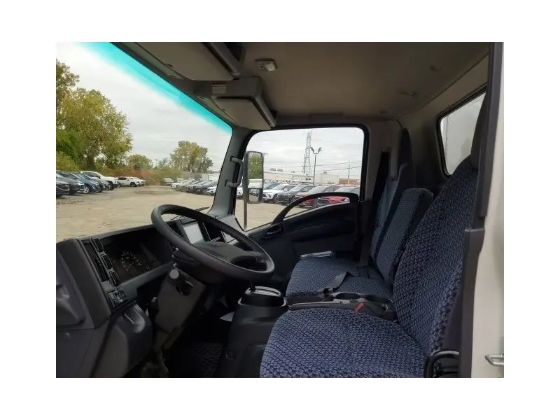 2024 CHEVROLET LOW CAB FORWARD 4500 HG 20' Box