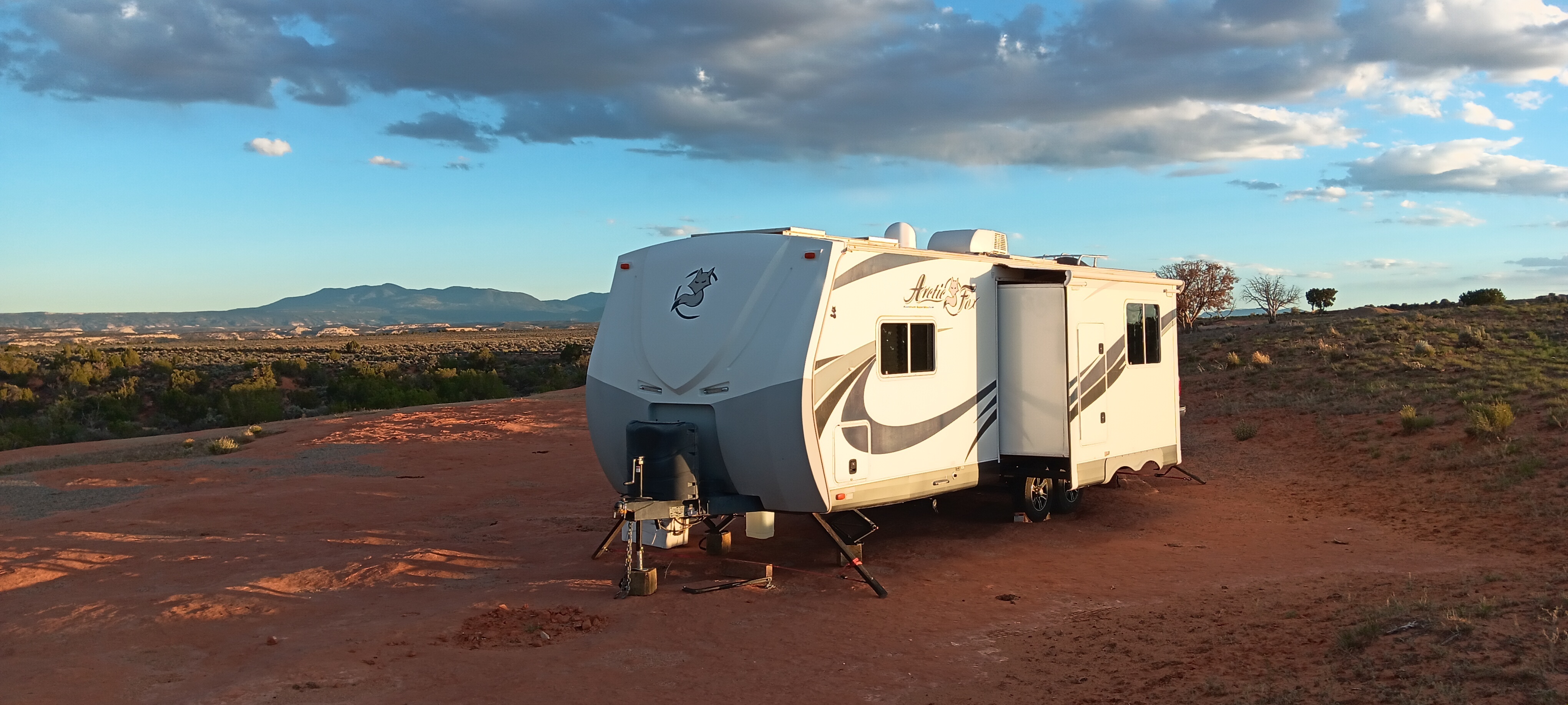 2016 Northwood Mfg ARCTIC FOX 25 W RV
