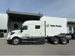 2027 VOLVO 840