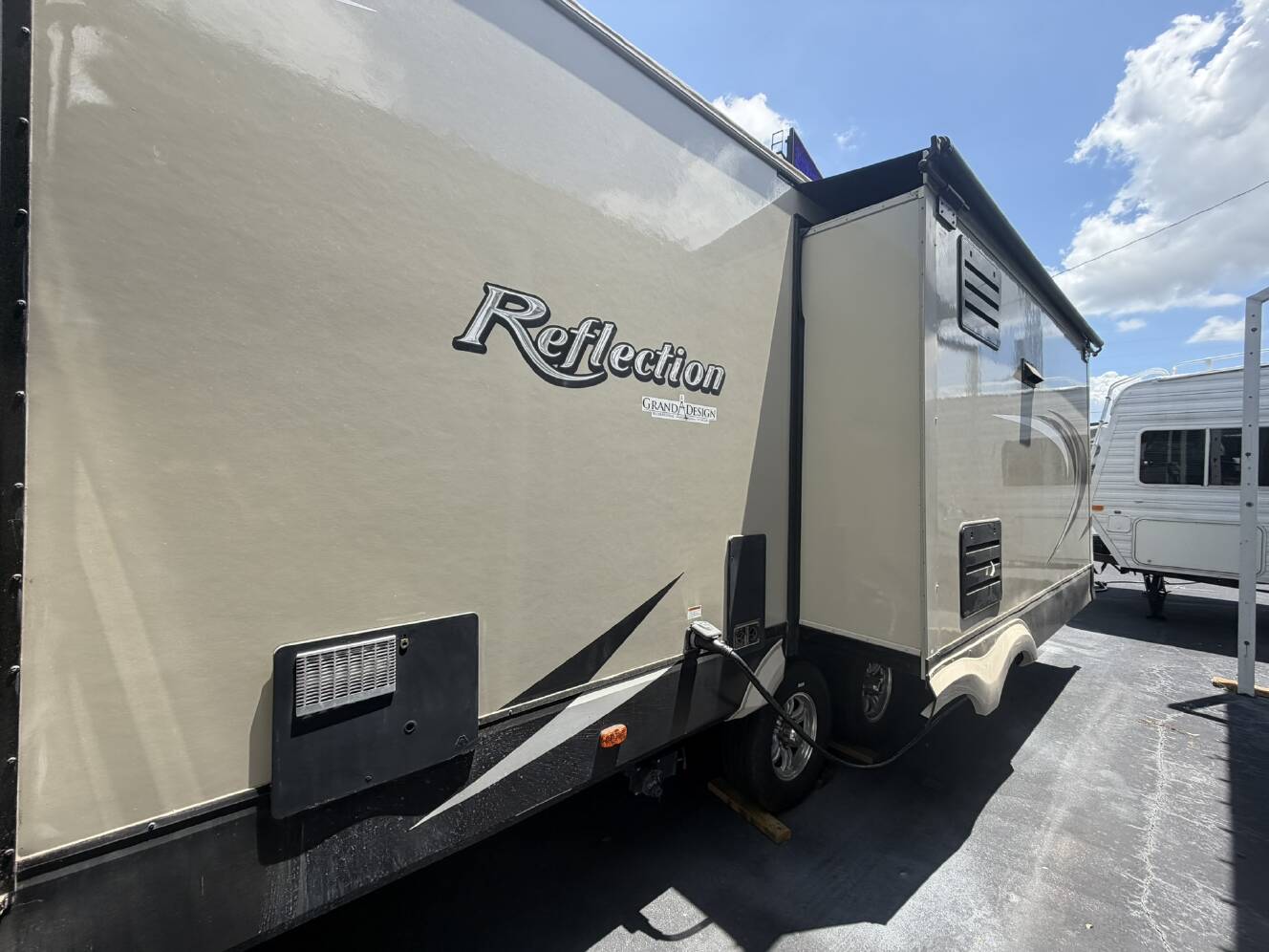 A photo of this 2017 Grand Design REFLECTION 315RLTS