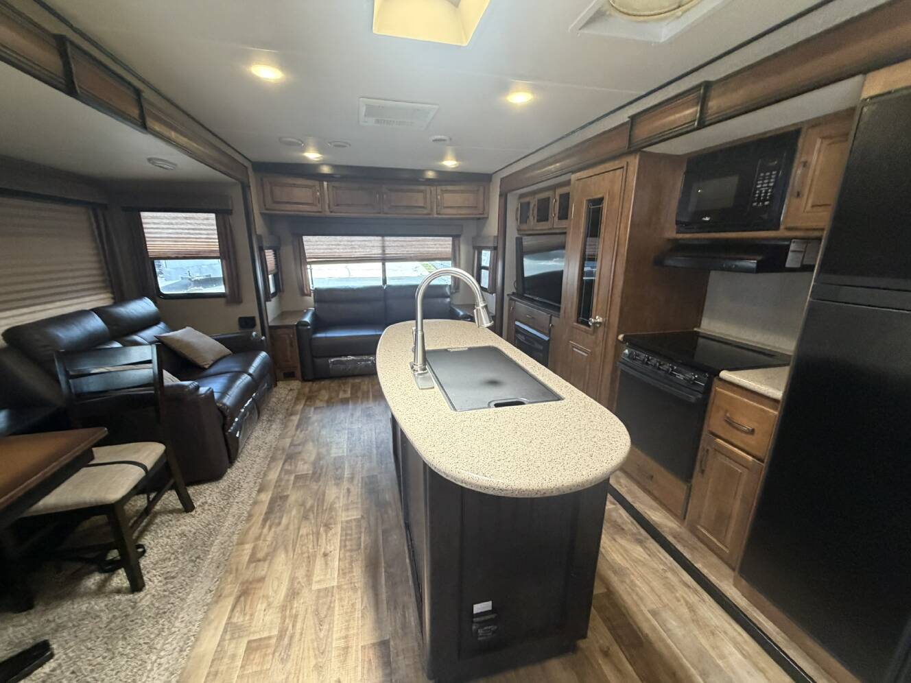 A photo of this 2017 Grand Design REFLECTION 315RLTS