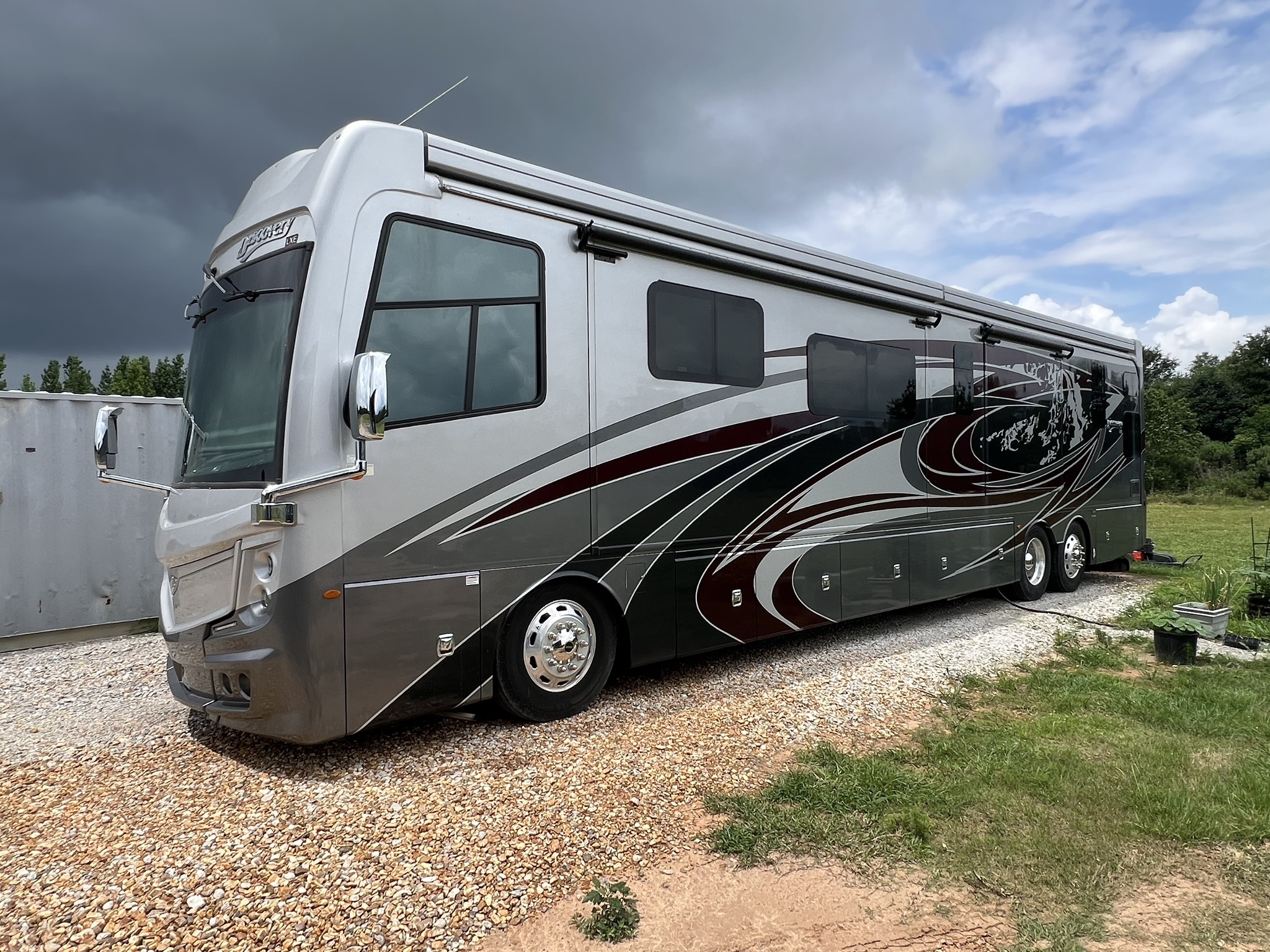 2021 Fleetwood DISCOVERY LXE 44B RV