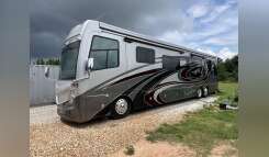 2021 Fleetwood DISCOVERY LXE 44B RV