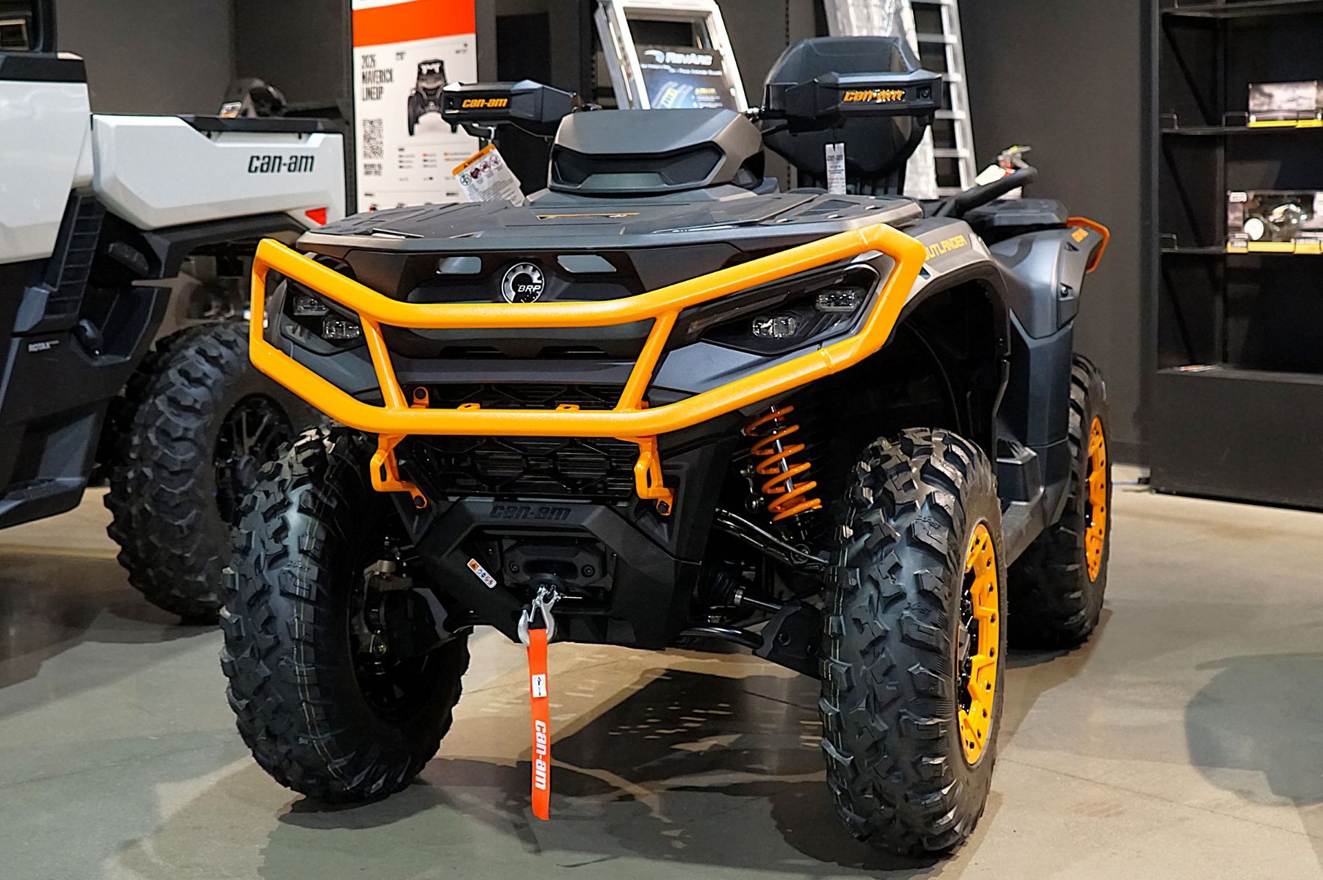 2026 Can-Am Outlander MAX XT-P 1000R Smart-Shox with 10.25 in. tou in elk grove CA