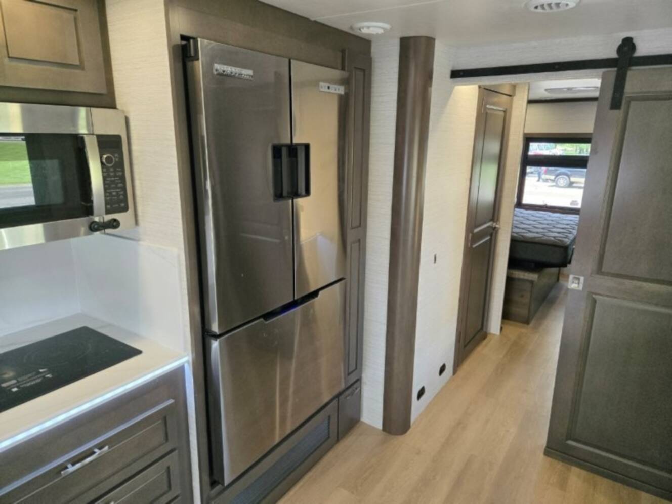 A photo of this 2027 Dynamax Corp DX3 34KD