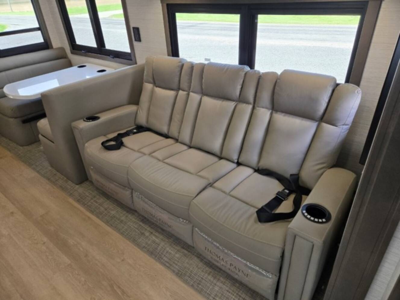 A photo of this 2027 Dynamax Corp DX3 34KD