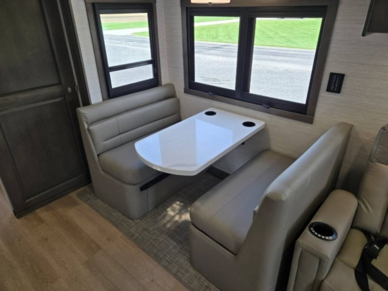 A photo of this 2027 Dynamax Corp DX3 34KD
