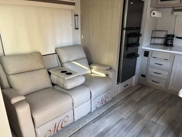 2023 Forest River ROCKWOOD SIGNATURE TRAVEL TRAILER 8263MBR in escondido CA
