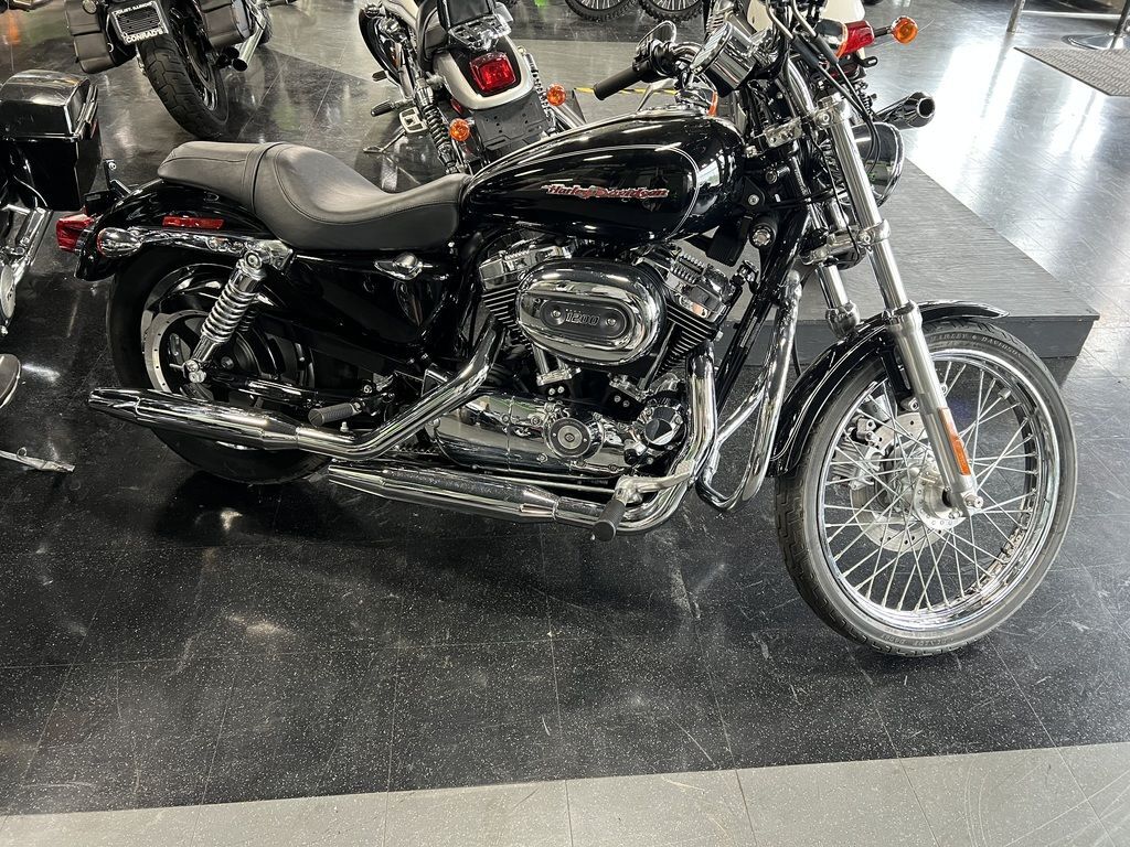 2004 Harley-Davidson® XL1200C - Sportster® 1200 Custom in Crete, IL