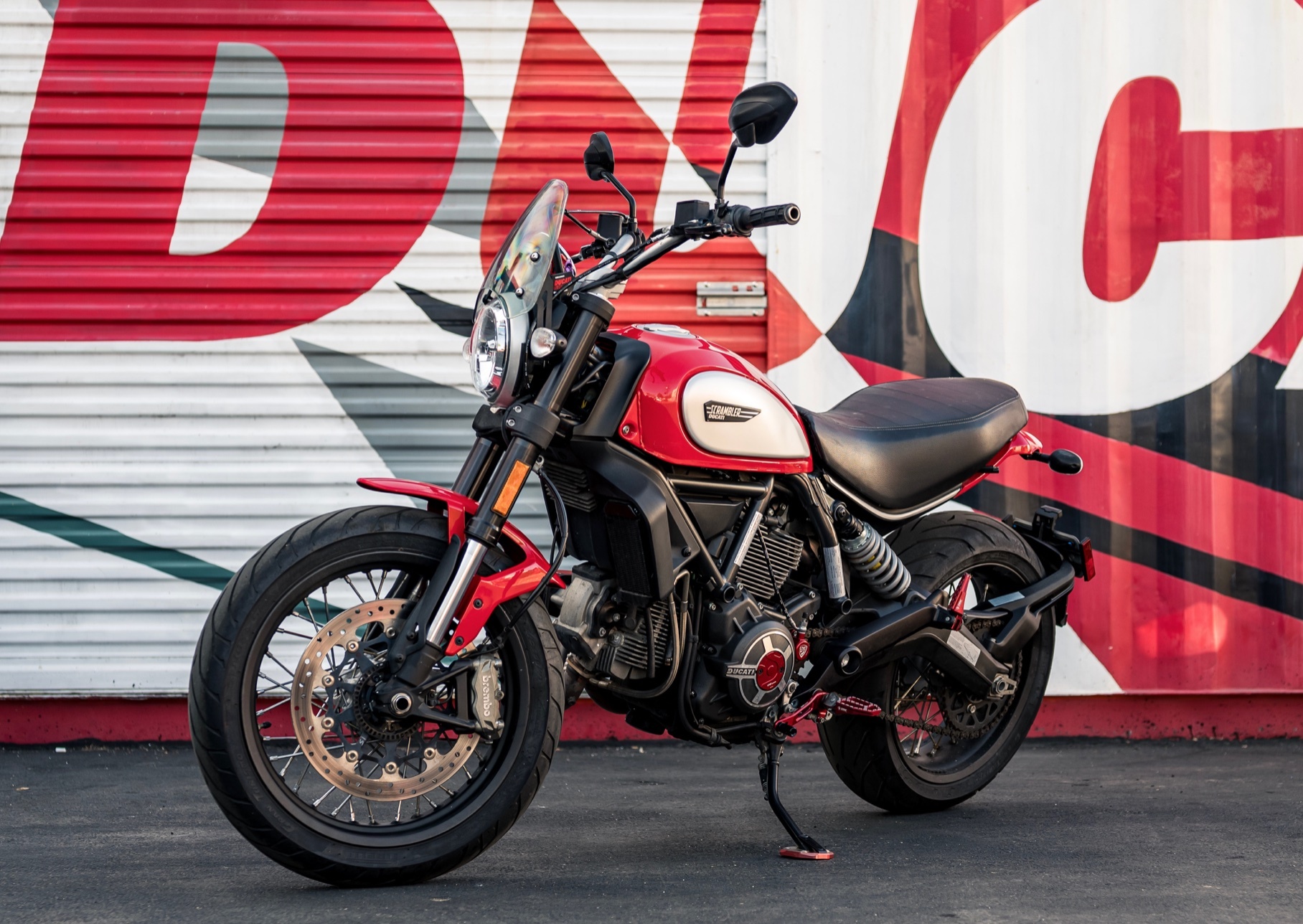 2016 Ducati SCRAMBLER ICON ICON in Los Angeles, CA