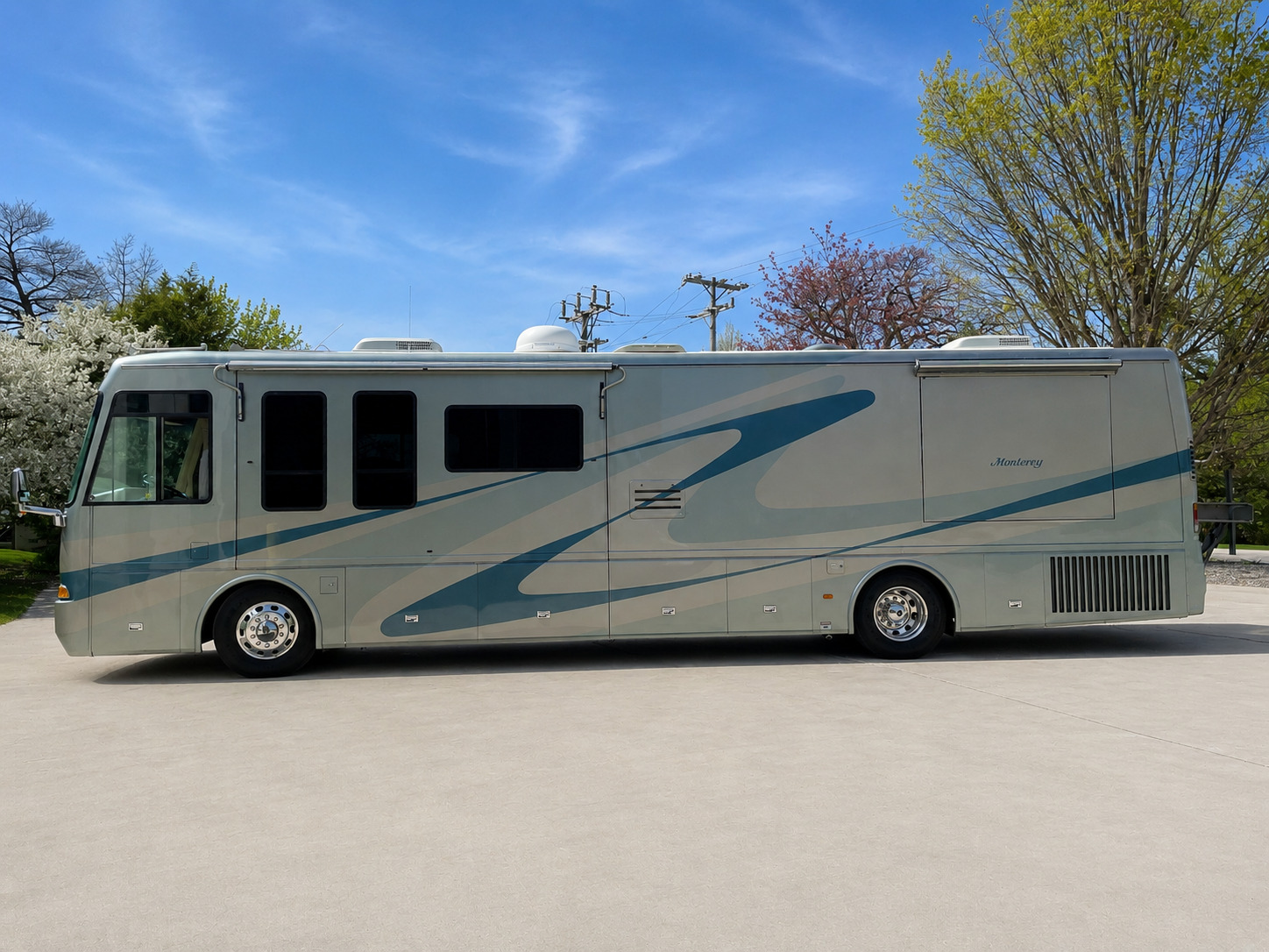 2005 Beaver MONTEREY LAGUNA in bristol WI